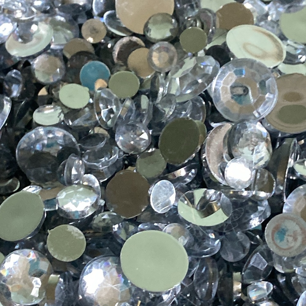 Sparkling Rhinestones - Picture 3 of 3